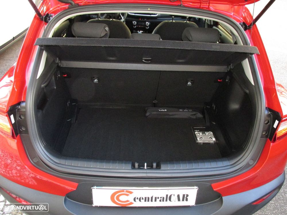 Kia Stonic 1.0 T-GDI Drive - 38