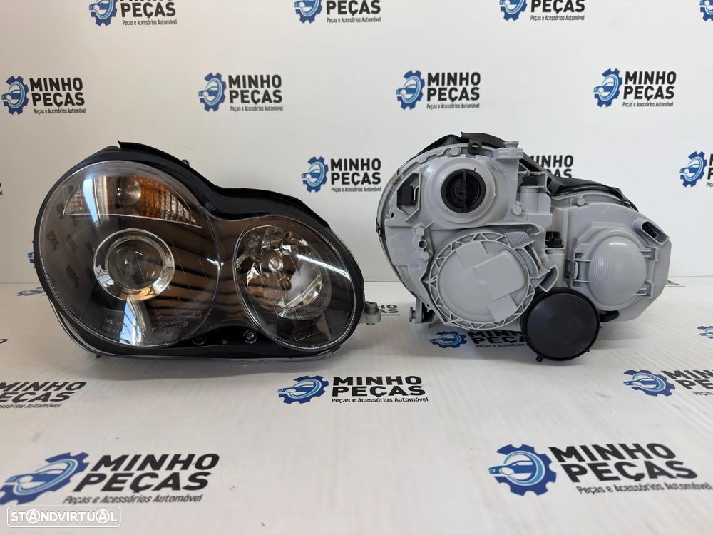 Faróis frontais Mercedes (W203) Fundo Preto - 6