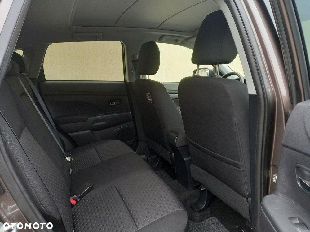 Mitsubishi ASX 1.8 DID Instyle NAVI AS&G - 24