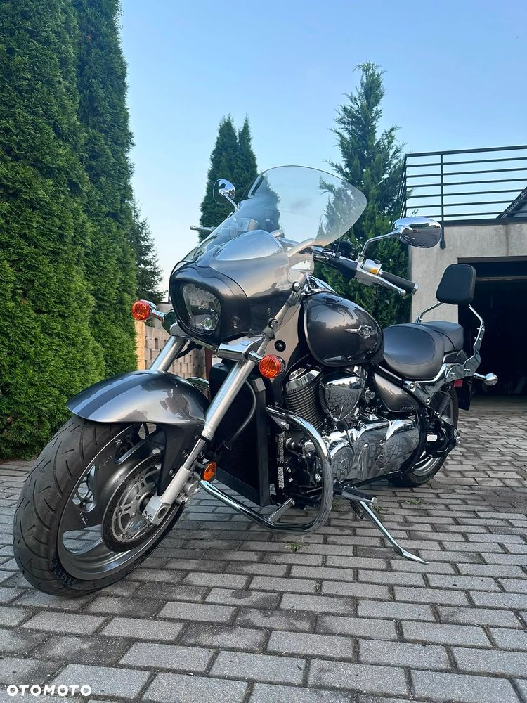 Suzuki Boulevard - 3