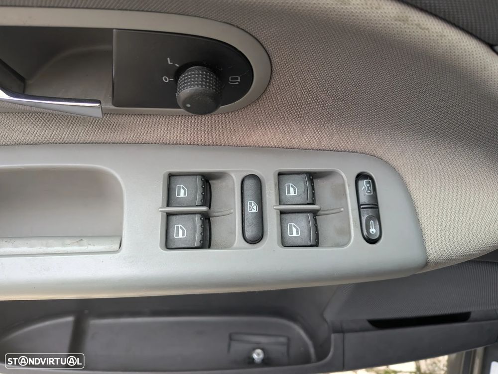 VW Sharan 2.0 TDI Freestyle - 6