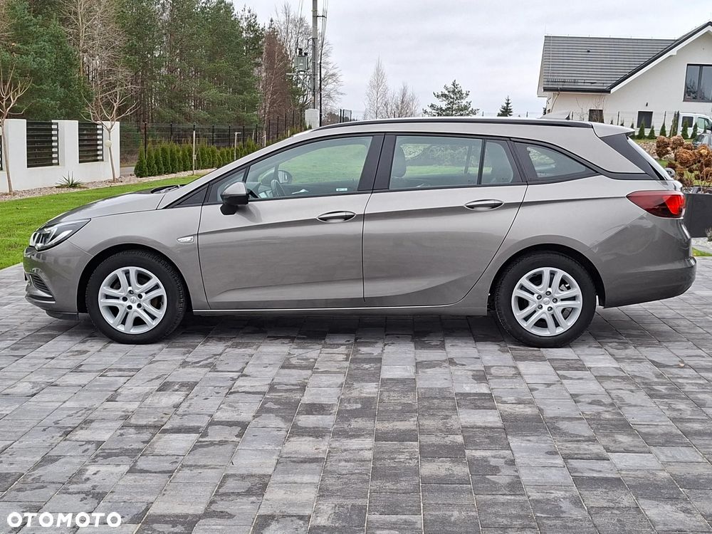 Opel Astra 1.6 CDTI Sport - 9