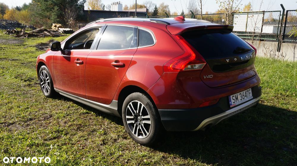 Volvo V40 Cross Country D3 Drive-E Momentum - 3