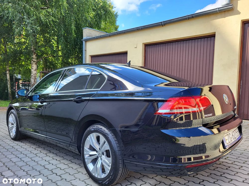 Volkswagen Passat 2.0 TDI BMT Comfortline - 18