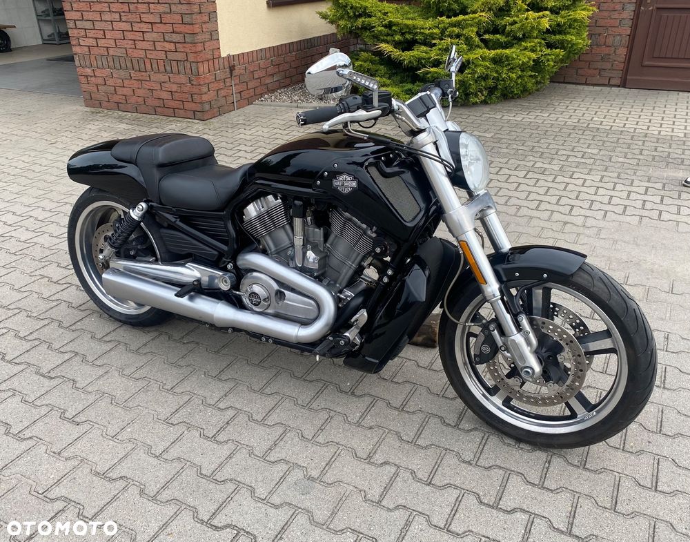 Harley-Davidson V-Rod Muscle - 3