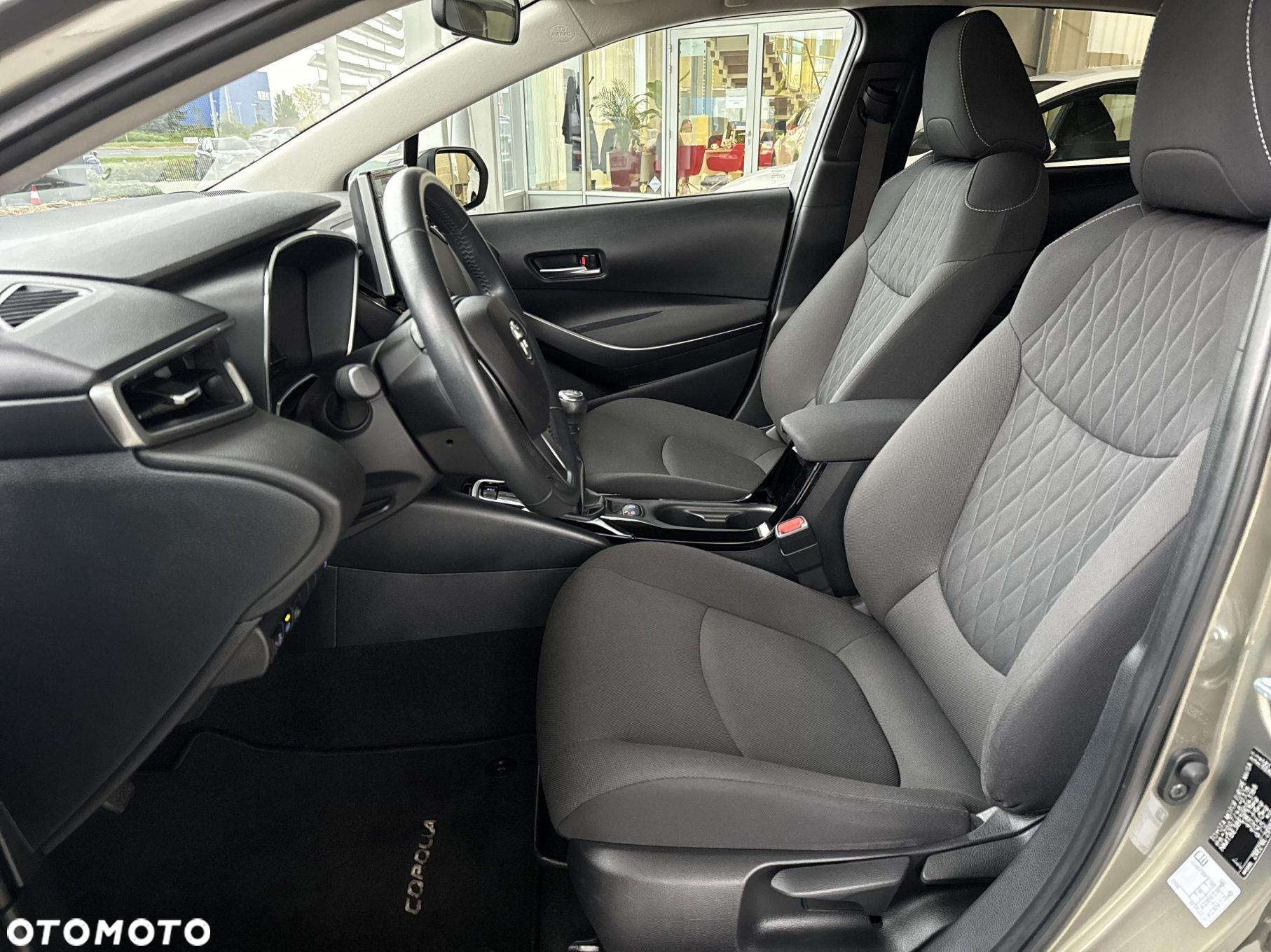 Toyota Corolla - 15