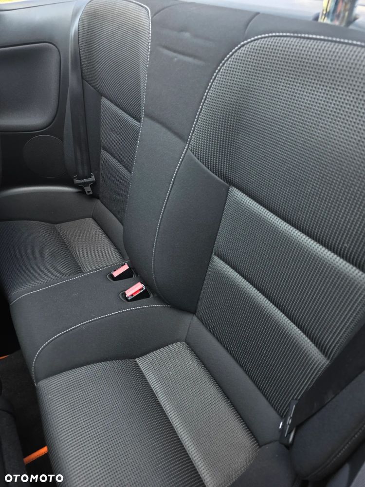 Peugeot 207 CC 1.6 Intense - 19