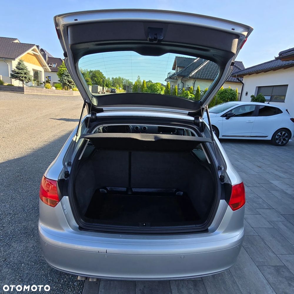 Audi A3 Sportback - 13