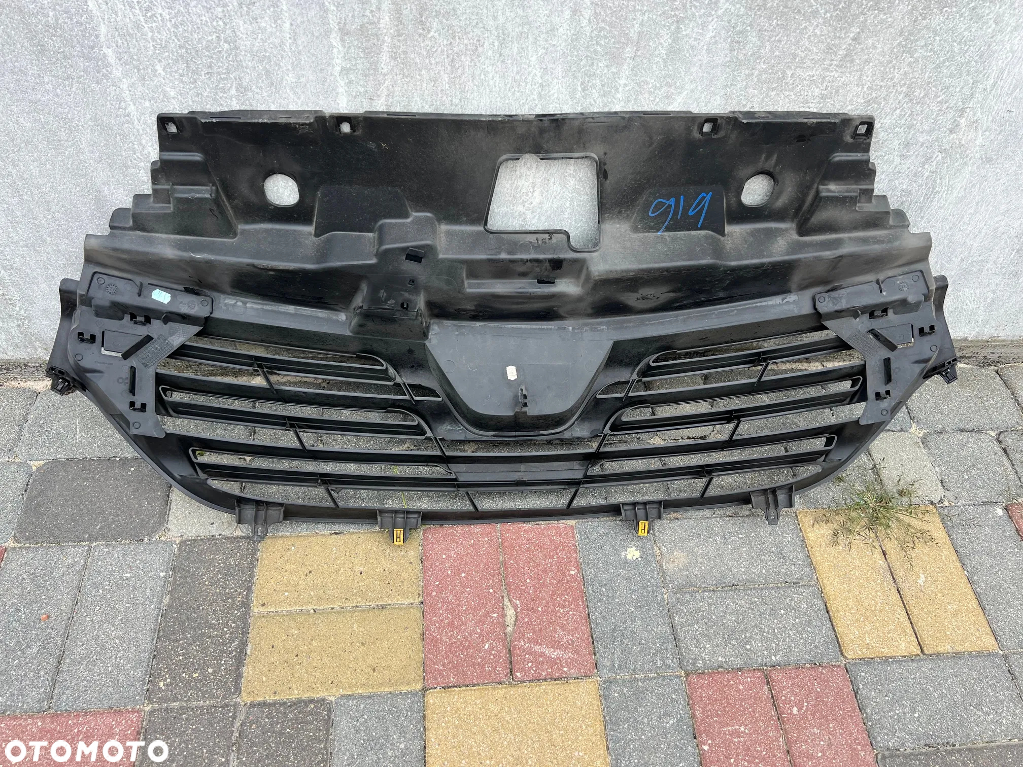 GRILL  ATRAPA LISTWA ZDERZAKA PRZEDNIEGO RENAULT TRAFIC III 2018r 623108673R - 2