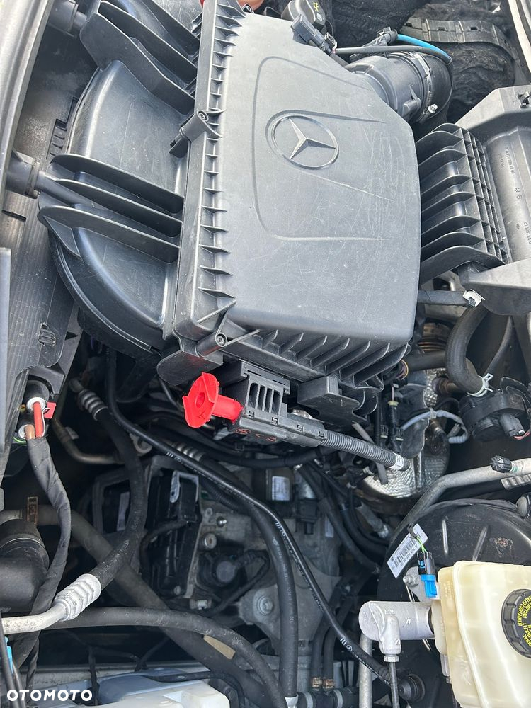 Mercedes-Benz Sprinter - 8
