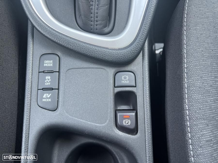 Toyota Yaris 1.5 HDF Comfort Plus - 41