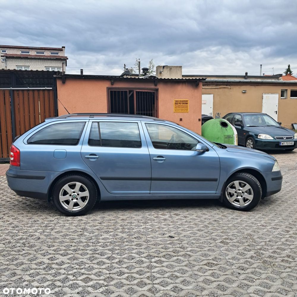 Skoda Octavia 2.0 TDI Ambiente - 6