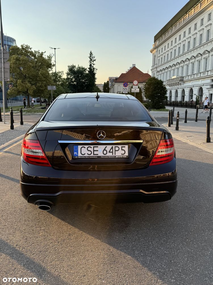 Mercedes-Benz Klasa C 250 CGI BlueEff - 6