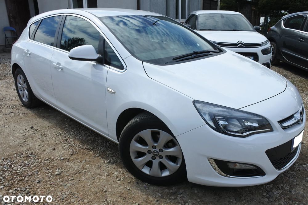 Opel Astra 1.4 Turbo ecoFLEX Start/Stop Exklusiv - 2
