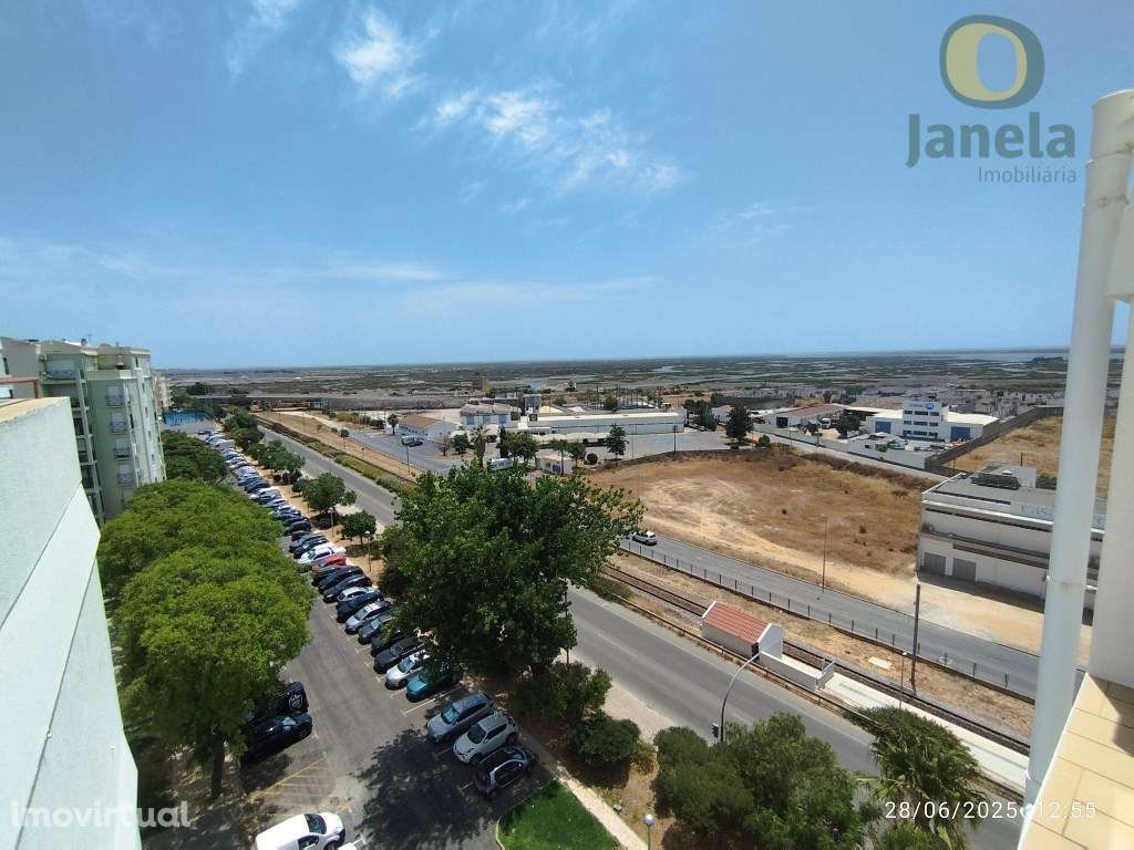 Excelente T2 com vista mar, em último piso - Grande imagem: 5/41