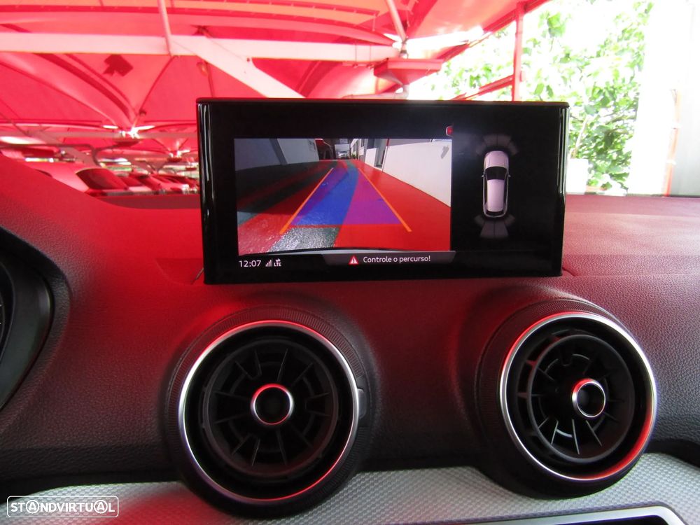 Audi Q2 30 TDI Advanced S tronic - 14