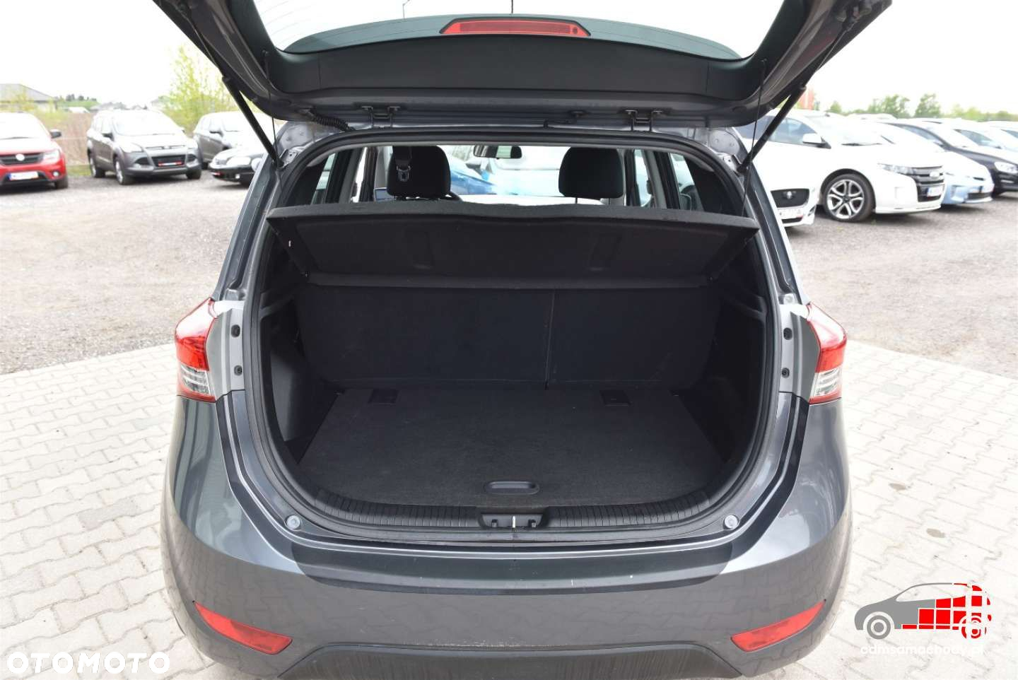 Hyundai ix20 - 15