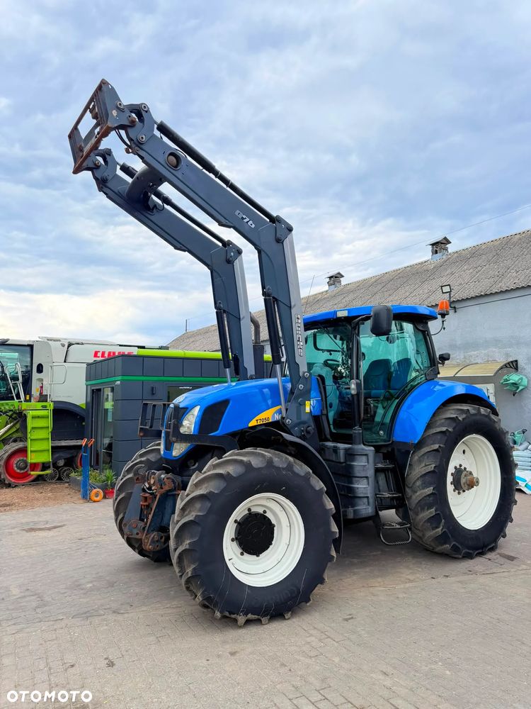 New Holland T 7050 - 9