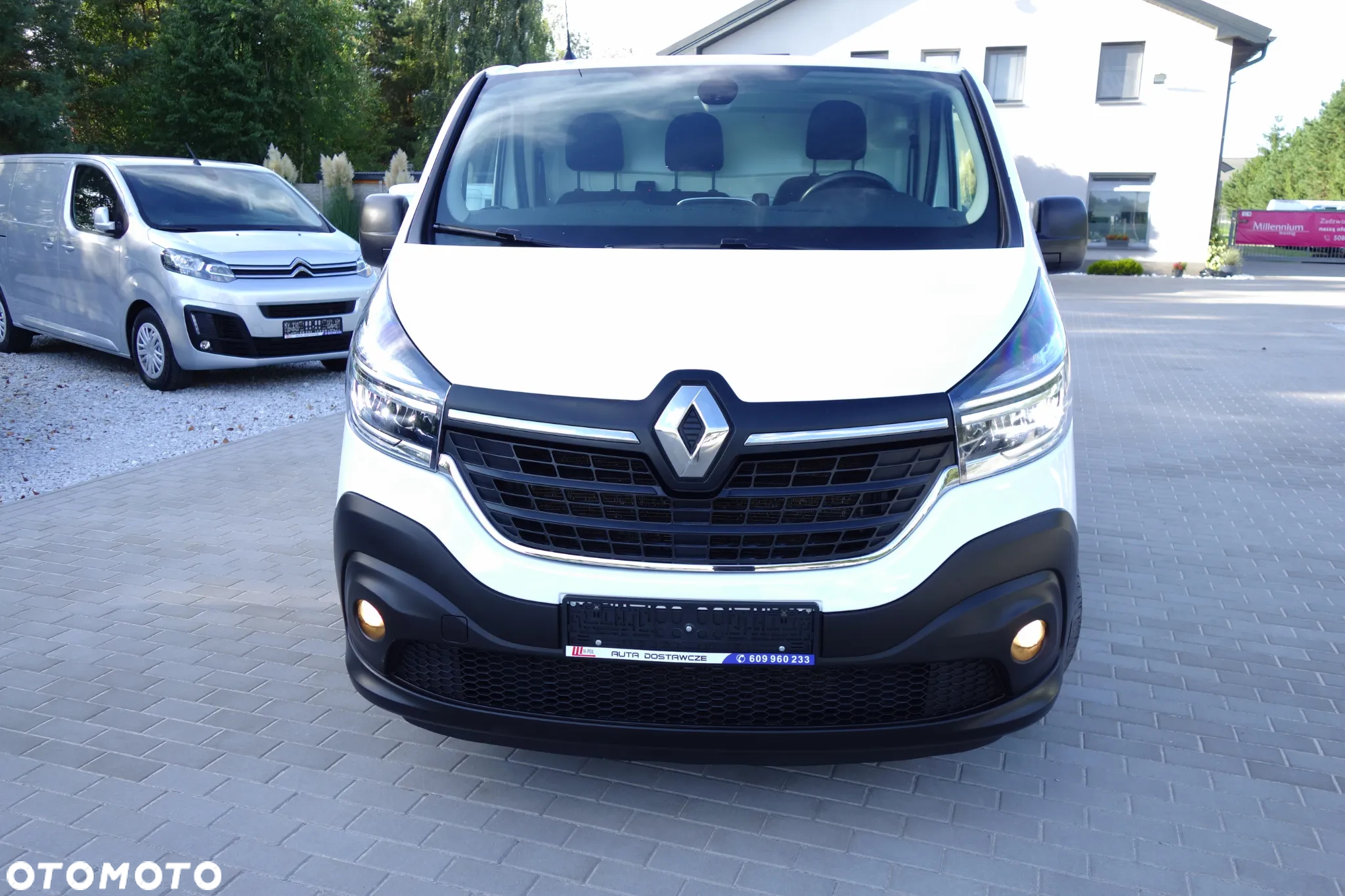 Renault Trafic 2.0 Dci 120 KM L1H1  Zabudowa Klima Webasto 2 x Drzwi Boczne - 15