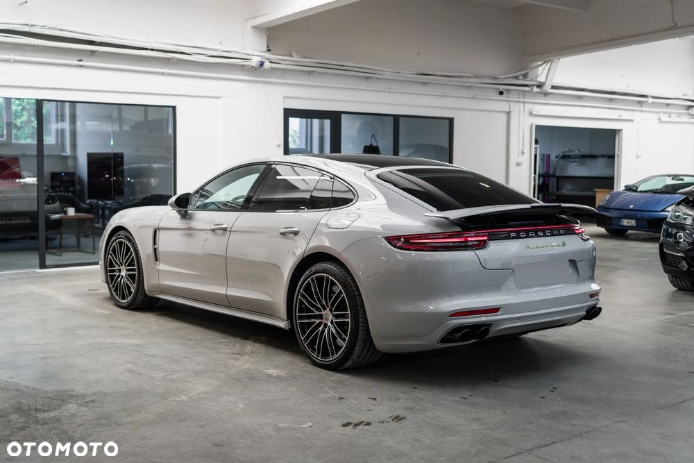 Porsche Panamera Turbo S e-Hybrid - 14