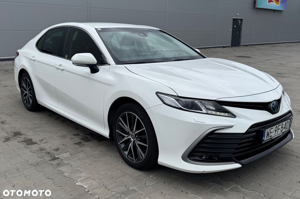 Toyota Camry - 14