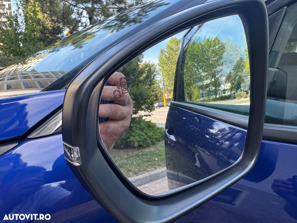 Peugeot 3008 PureTech 130 Stop & Start GPF EAT8 Allure - 28