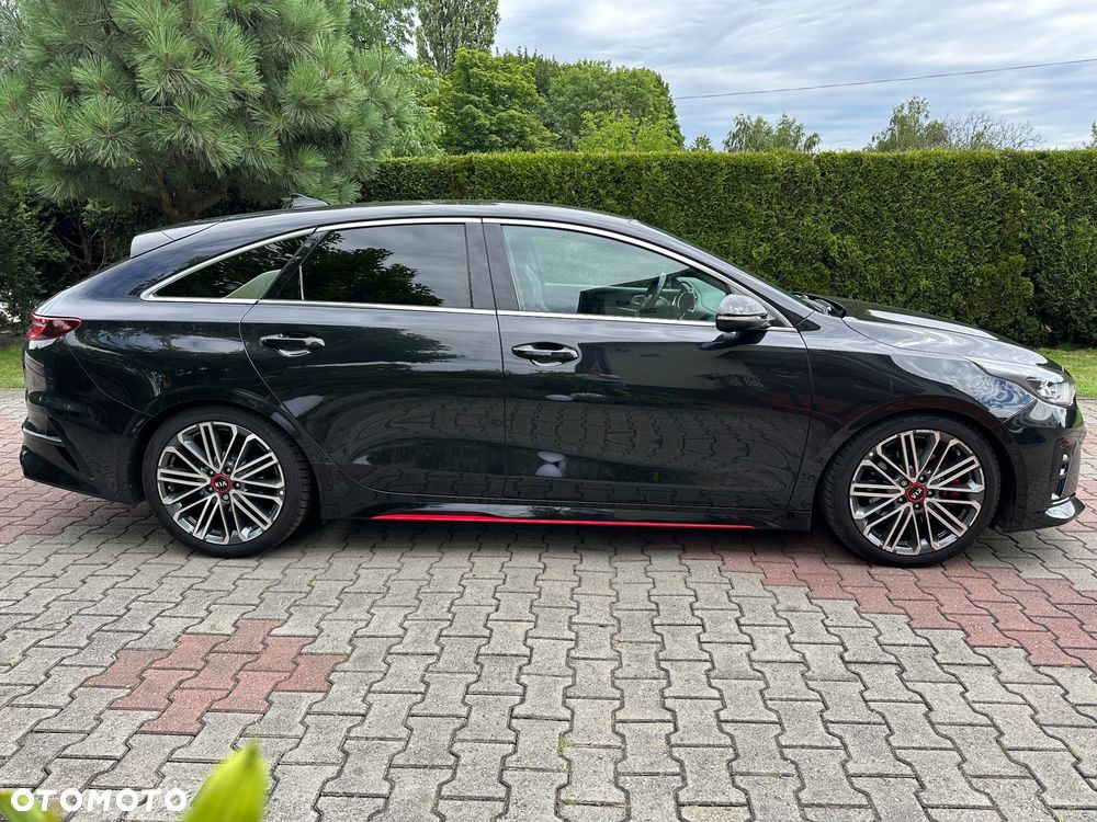 Kia ProCeed 1.6 T-GDI GT - 10