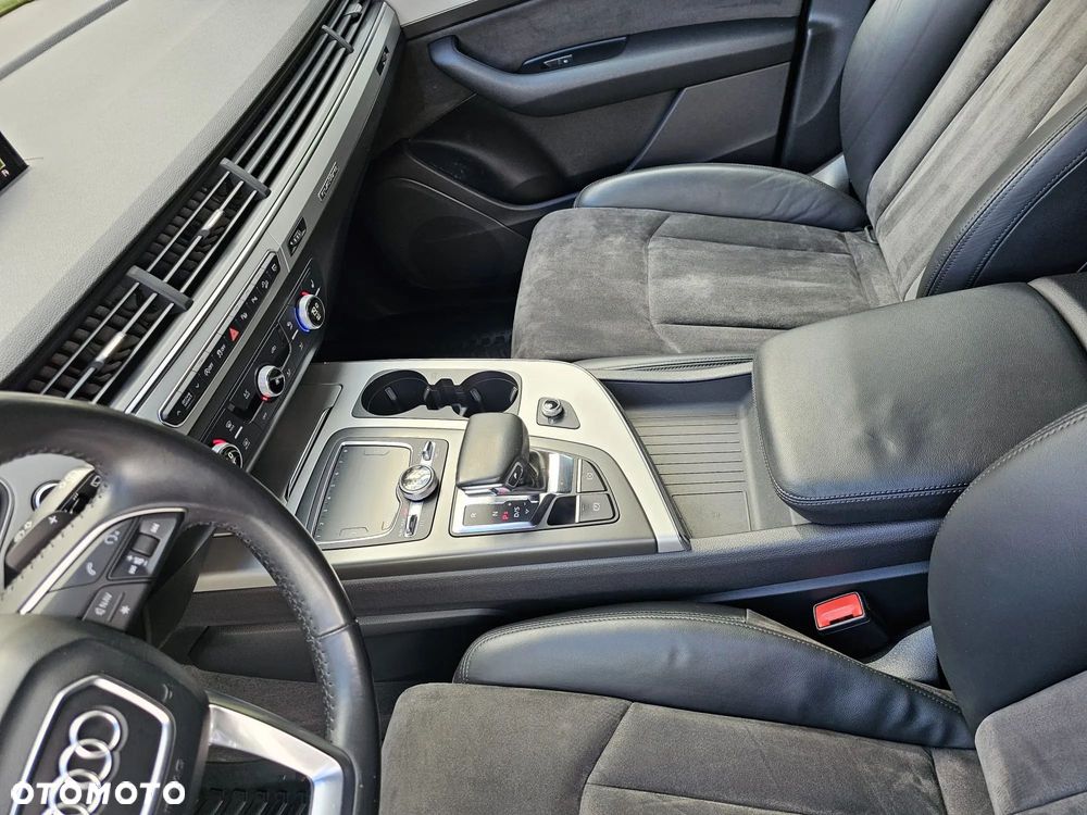 Audi Q7 - 15