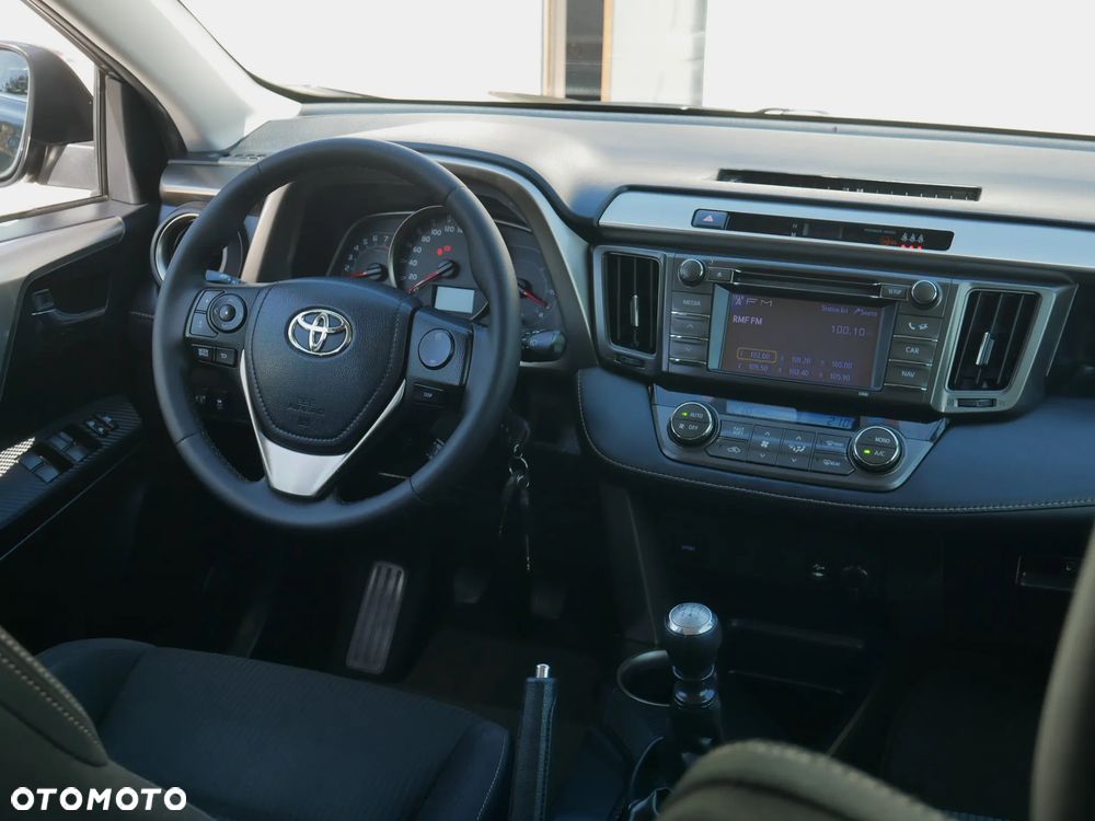 Toyota RAV4 2.0 4x4 Edition - 26