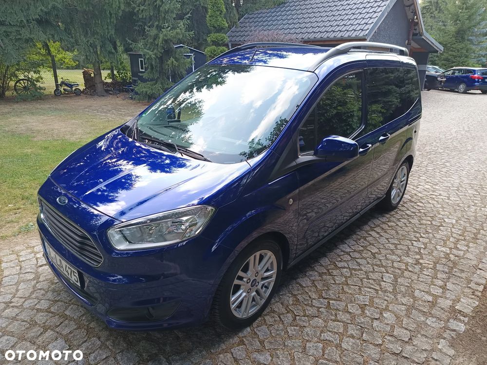 Ford Tourneo Courier 1.0 EcoBoost S&S Titanium - 22