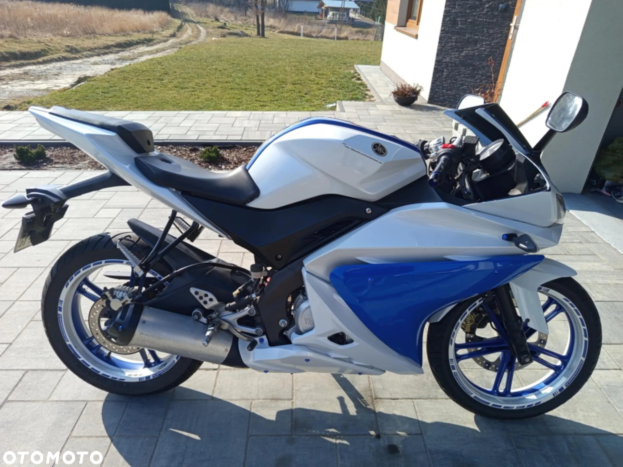 Yamaha YZF - 5