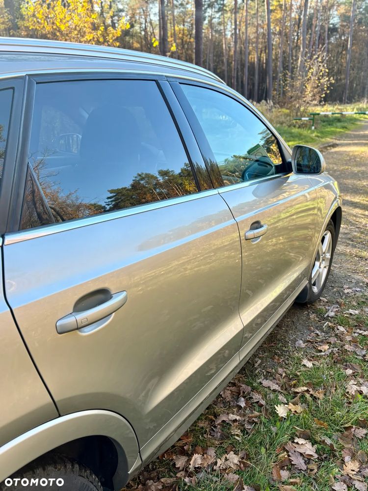 Audi Q3 2.0 TFSI quattro S tronic design - 3