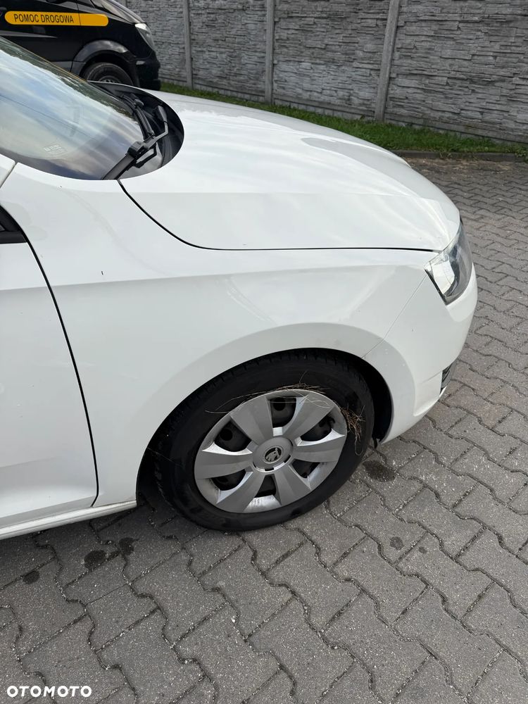 SKODA RAPID LF9E BŁOTNIK PRAWY PRZÓD PRZEDNI
