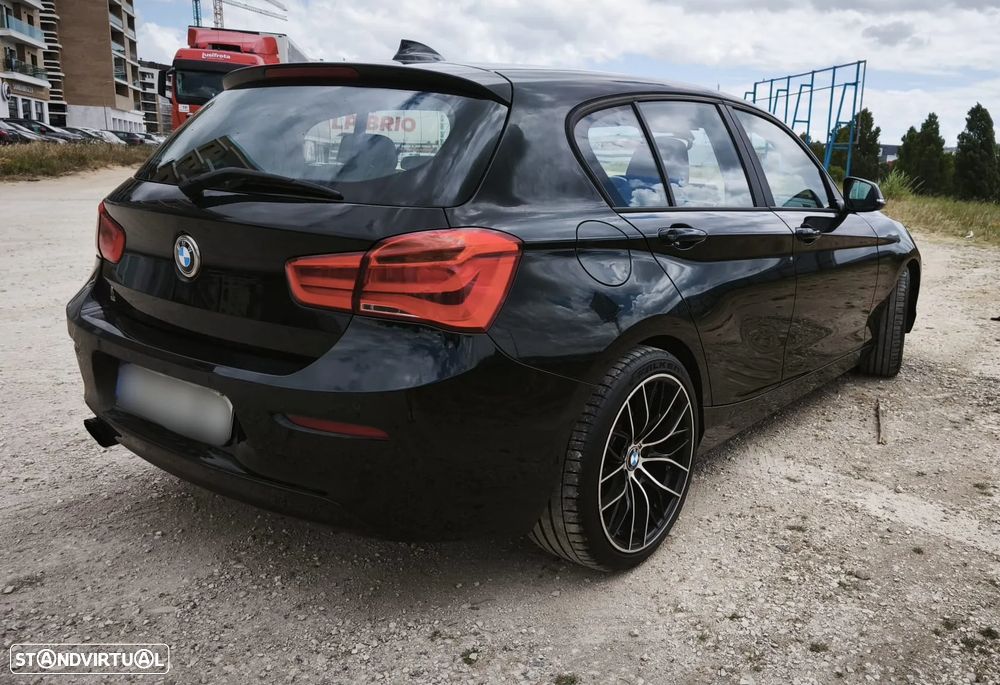 BMW 116 d EfficientDynamics Edition Sport Line - 4