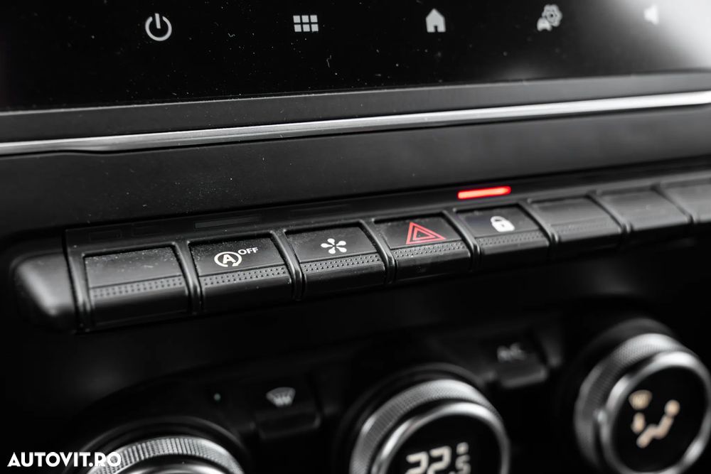 Renault Captur MHEV 140 Techno - 22