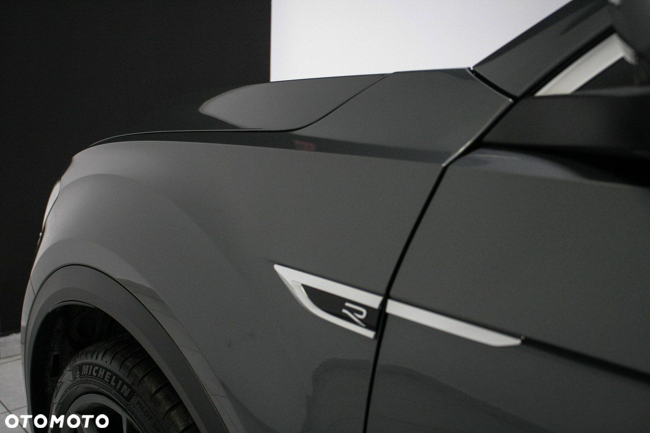 Volkswagen T-Roc - 16