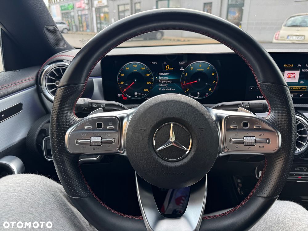 Mercedes-Benz CLA 180 7G-DCT AMG Line - 15