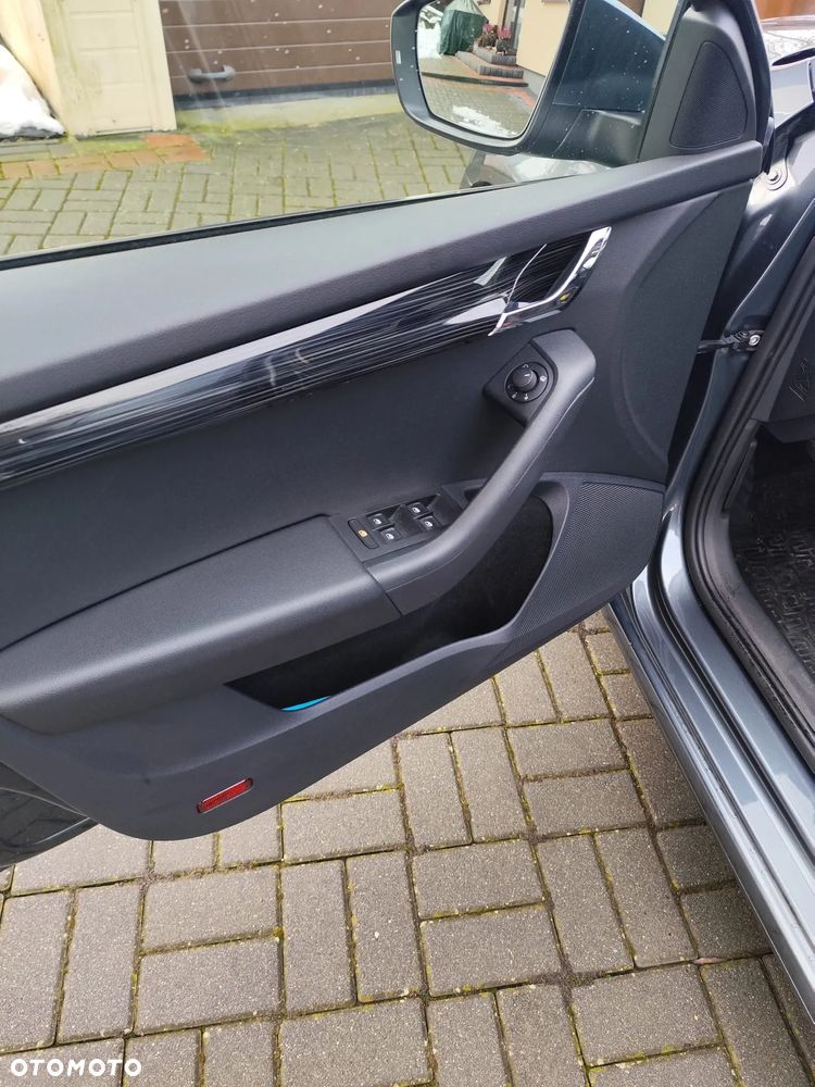 Skoda Octavia 1.5 TSI ACT Style - 11