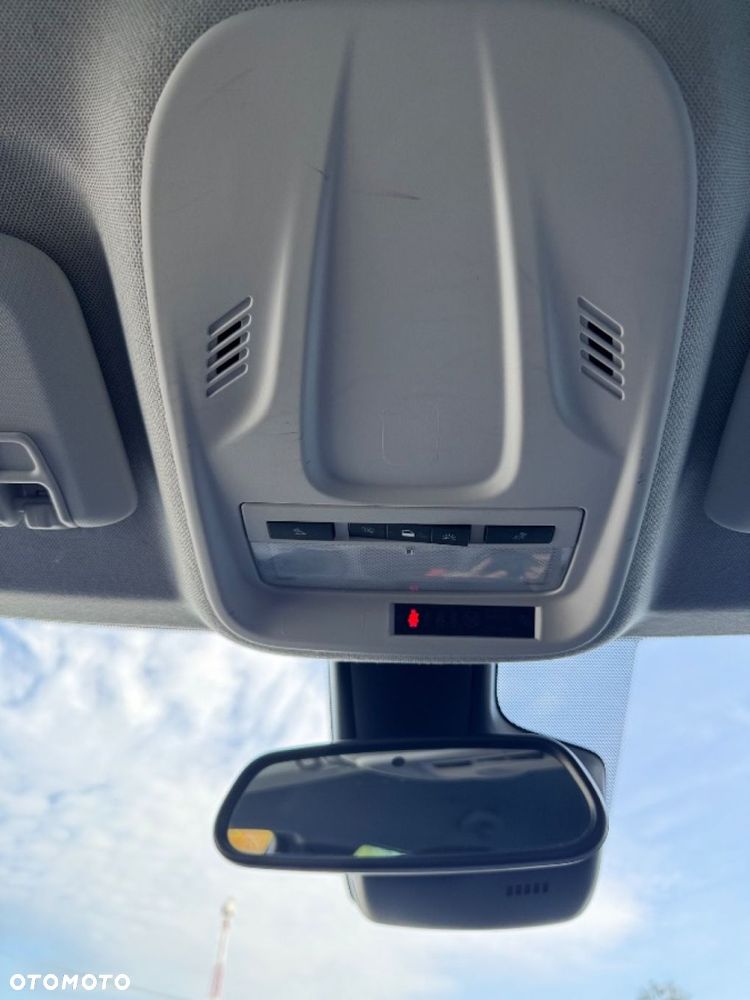 Opel Crossland X - 35