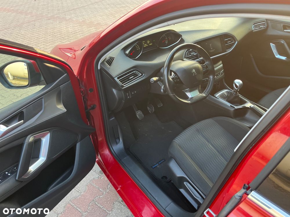 Peugeot 308 1.6 BlueHDi Business Line S&S - 4