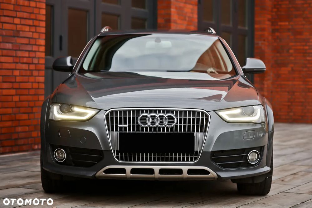 Audi A4 Allroad - 2