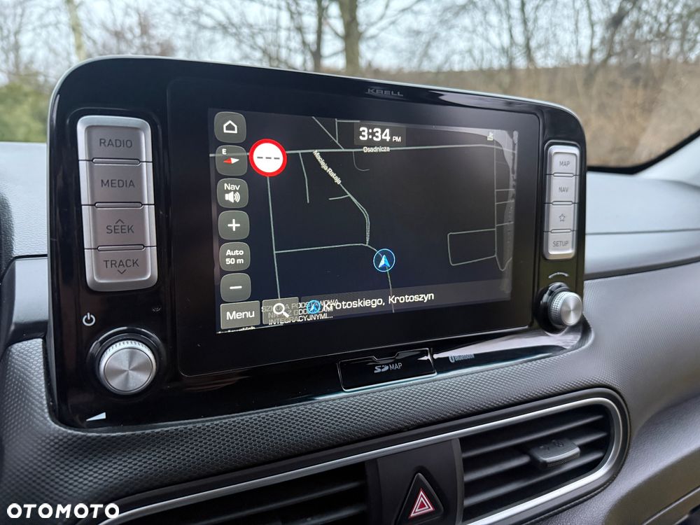 Hyundai Kona Premium - 21