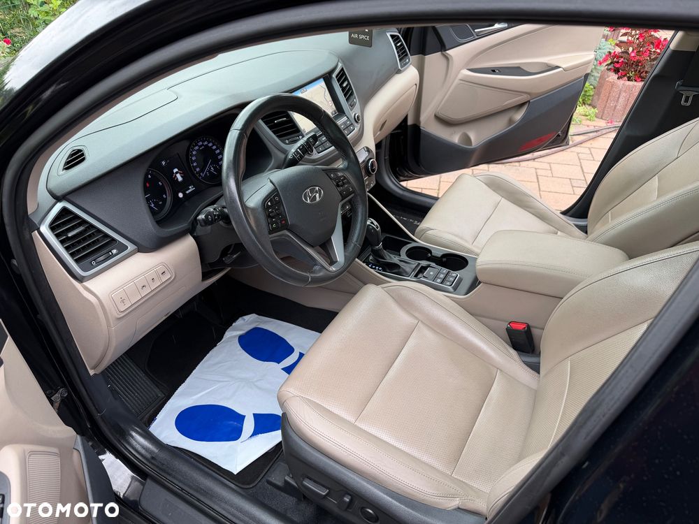 Hyundai Tucson blue 1.7 CRDi 2WD DCT Premium - 31
