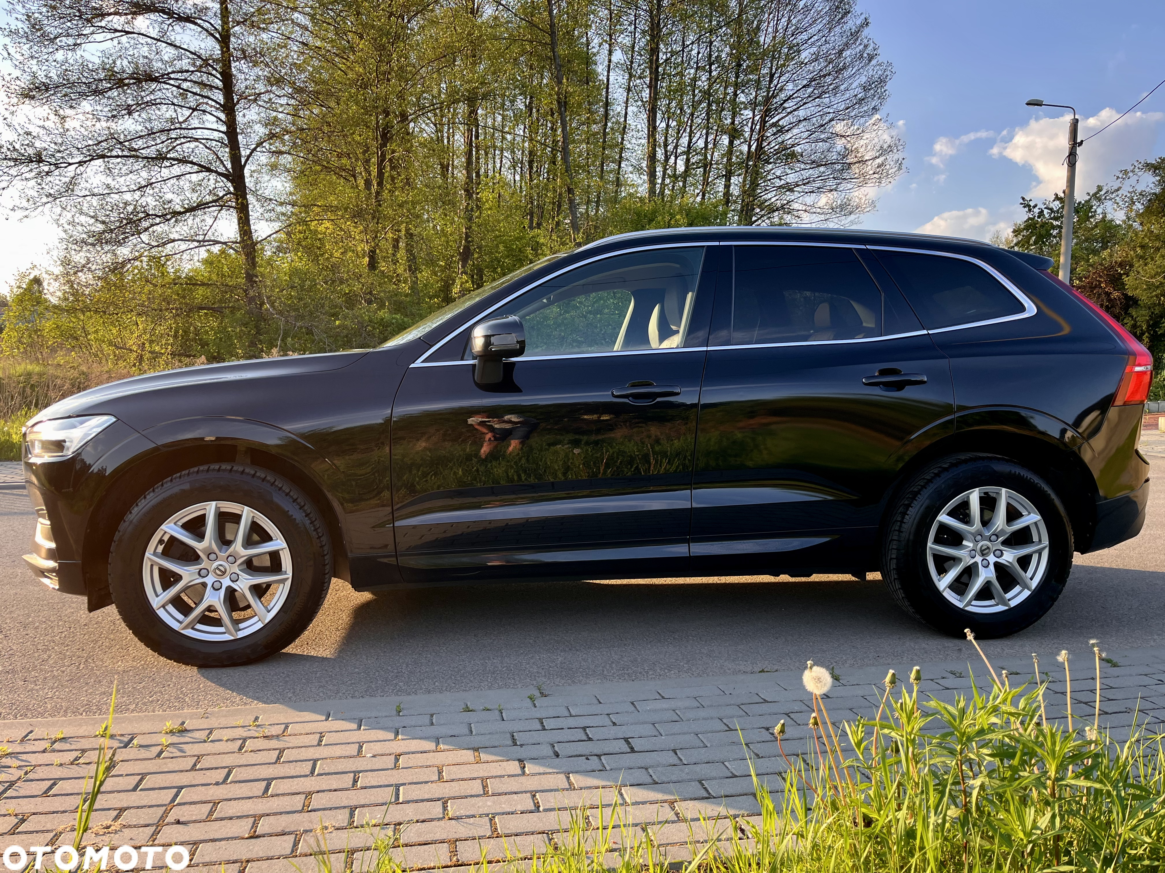 Volvo XC 60 D3 Momentum Pro - 4