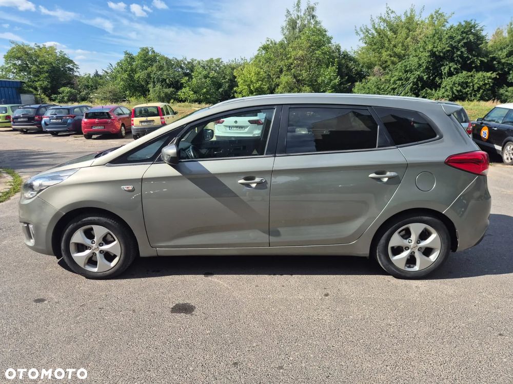 Kia Carens 1.6 GDI L 7os EU6 - 4