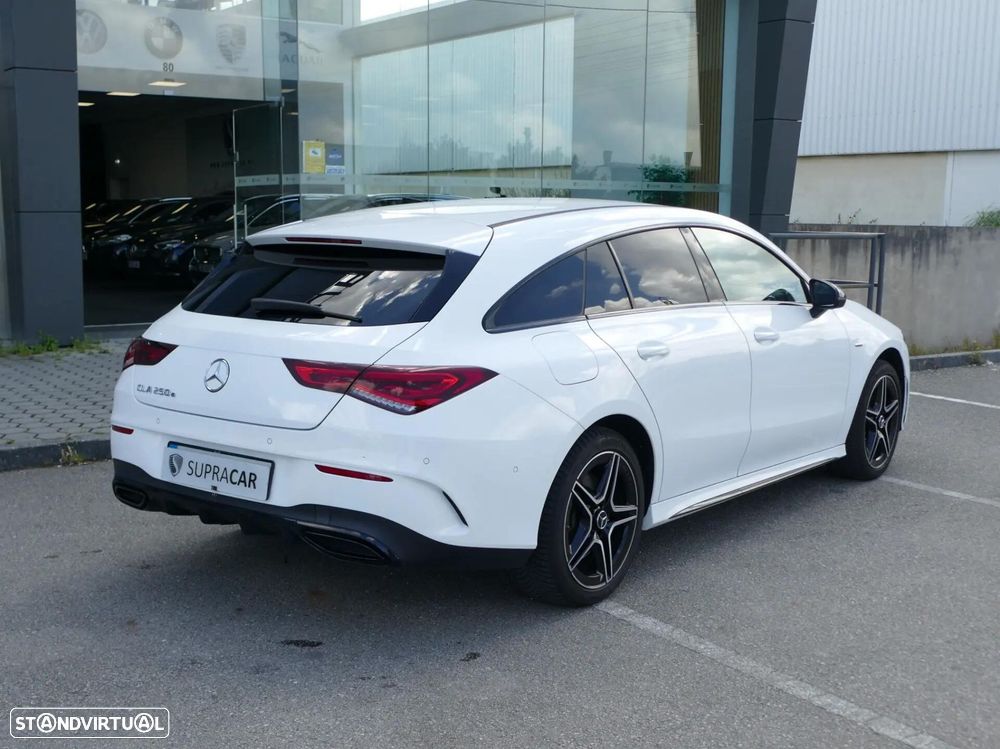 Mercedes-Benz CLA 250 e Shooting Brake AMG Line - 5