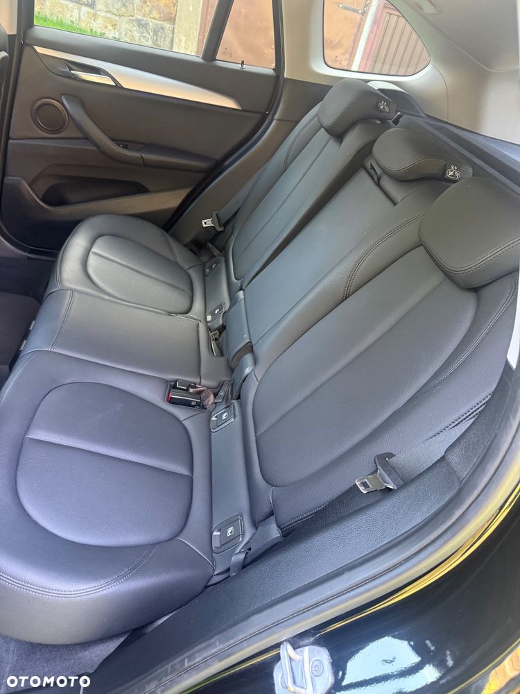 BMW X1 - 13