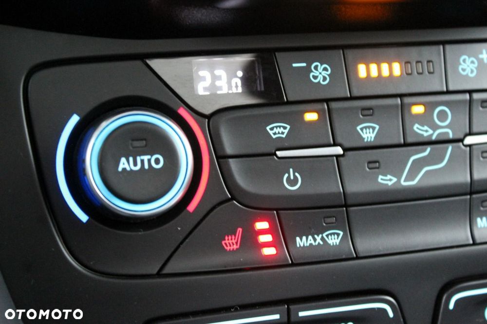 Ford Tourneo Connect 1.5 EcoBlue Start-Stop Titanium - 23