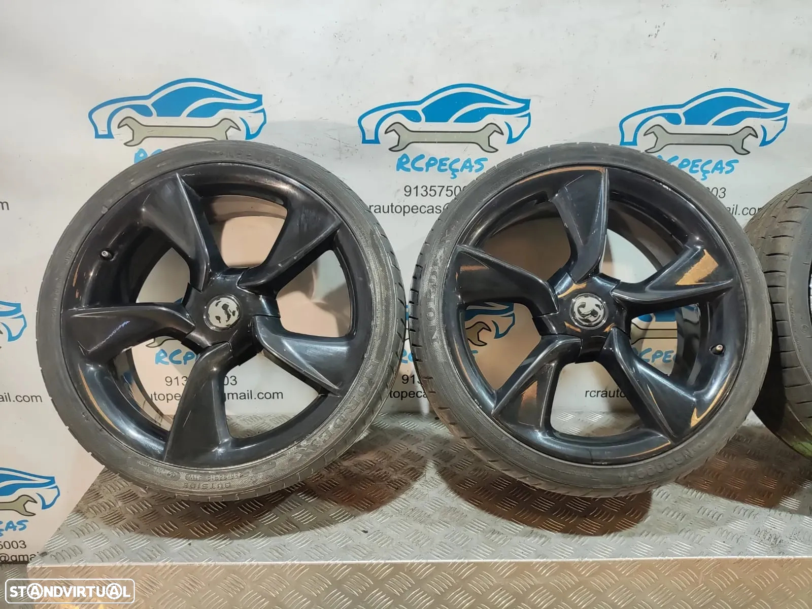 Jantes 19" Opel - Astra J GTC - ORIGINAIS - 8J | ET36 | 5x115 - 19 Polegadas | GM13312751 | 13312751 | Jante | 5 x 115 | 235 35 19 | Pneus - 4