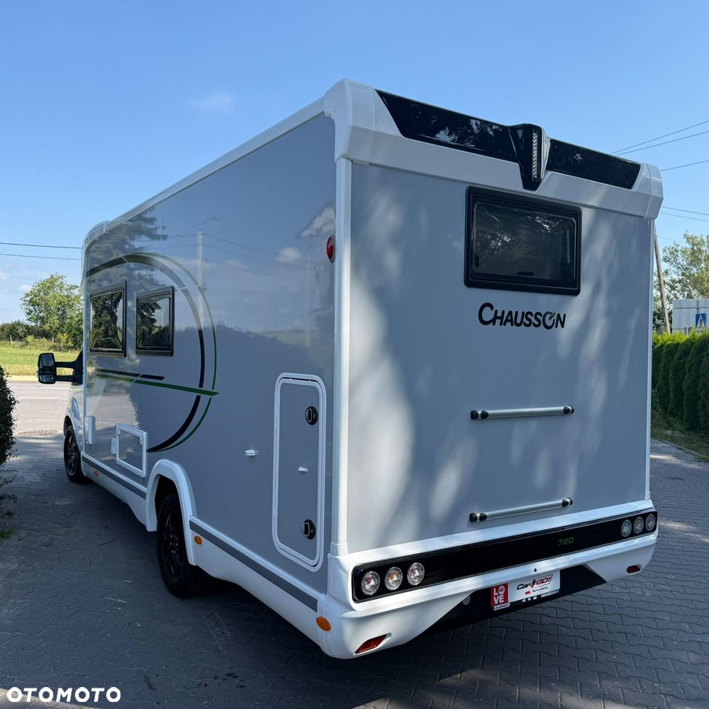 Ford Chausson 720 Titanium Line - 6